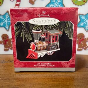 NWT Hallmark Keepsake Ornament The Locomotive Anniversary Edition (25yrs)